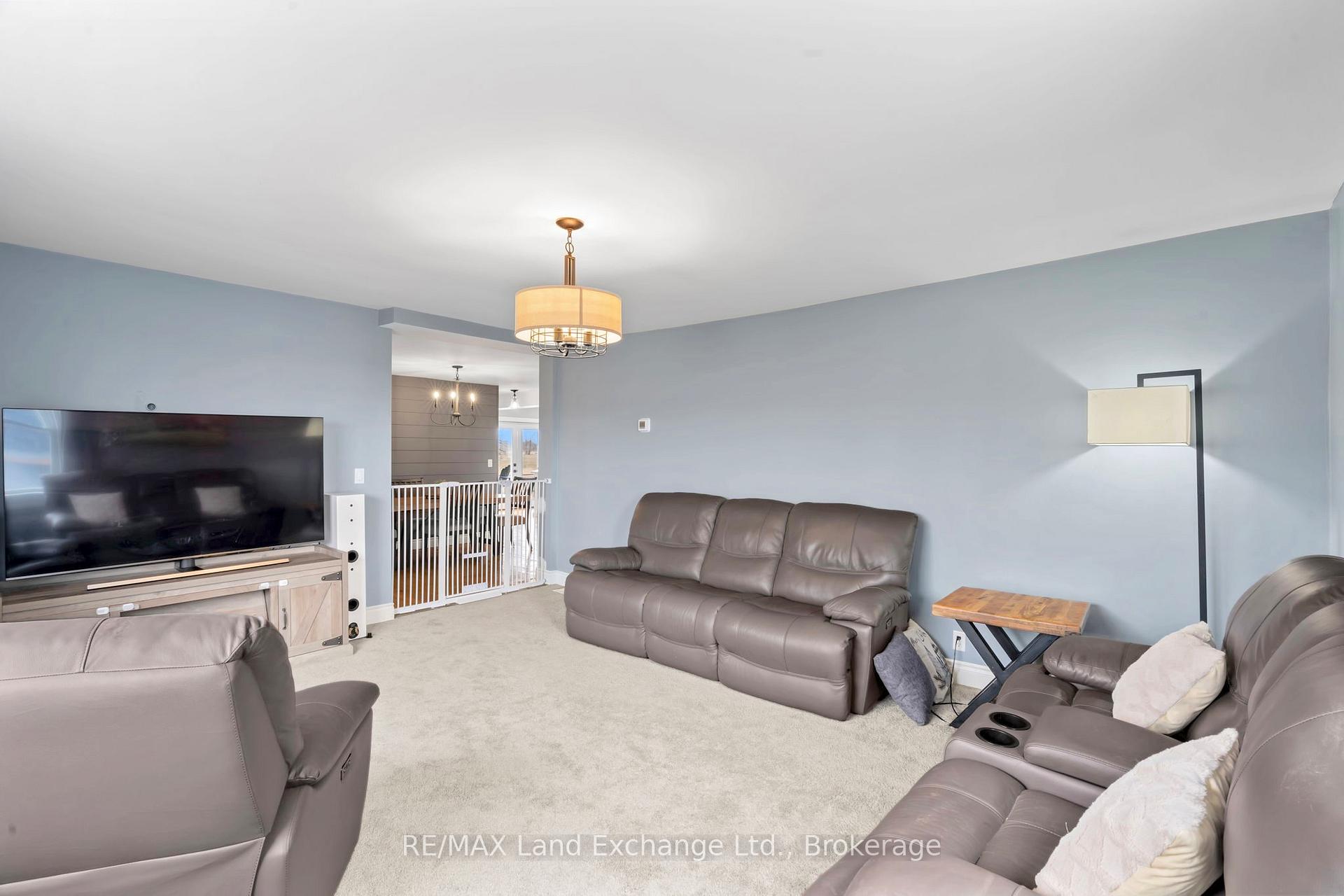 Photo 15 of 1352 Concession 12, Kincardine — HOMEH