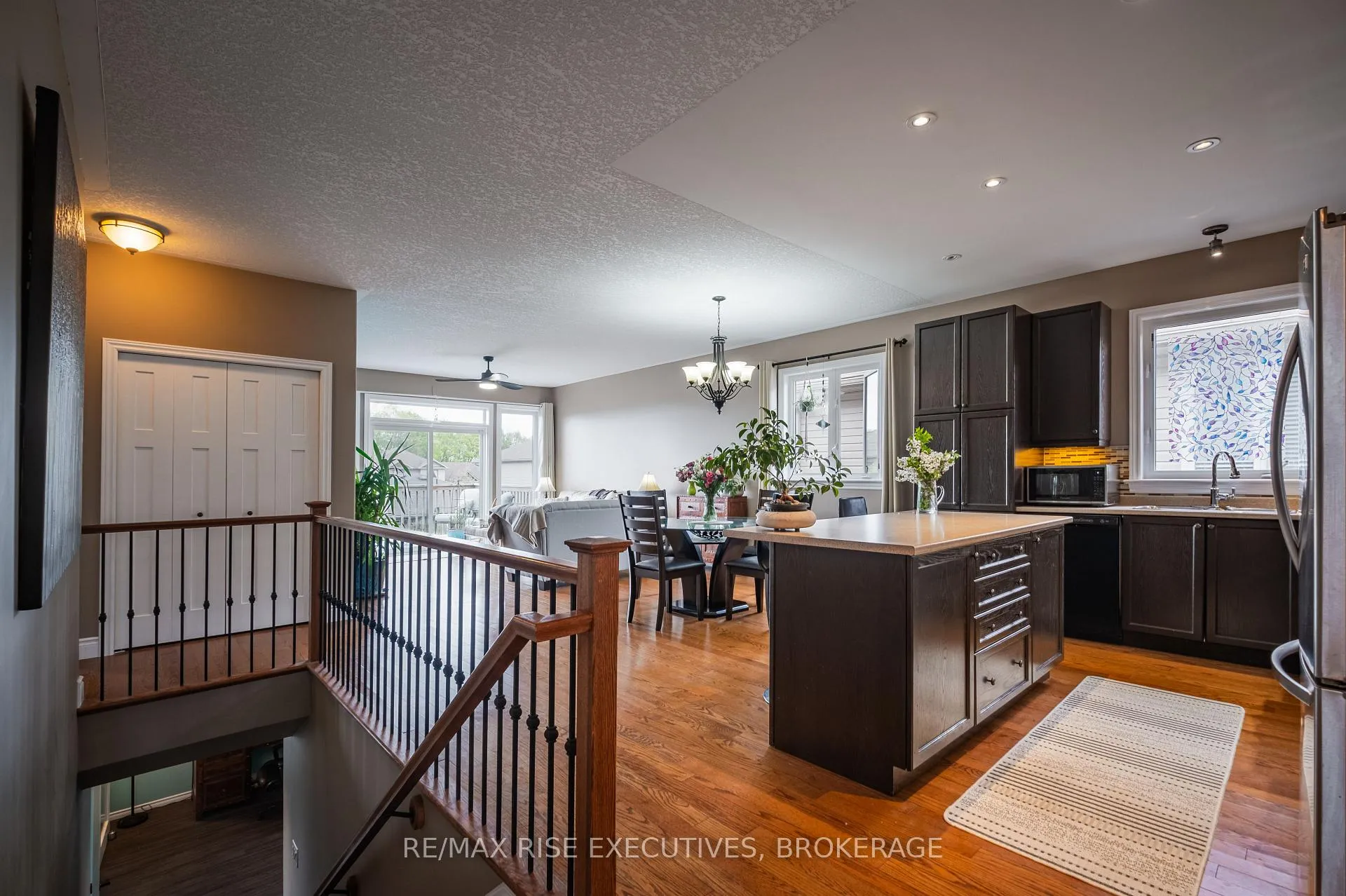 Photo 14 of 134 Islandview Drive, Loyalist, Amherstview — HOMEH