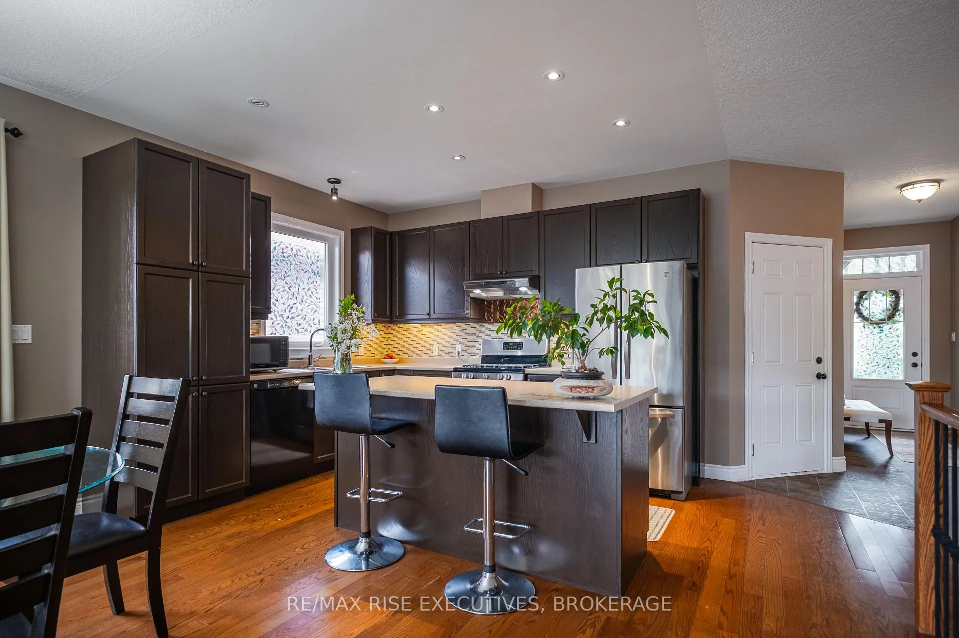 Photo 16 of 134 Islandview Drive, Loyalist, Amherstview — HOMEH