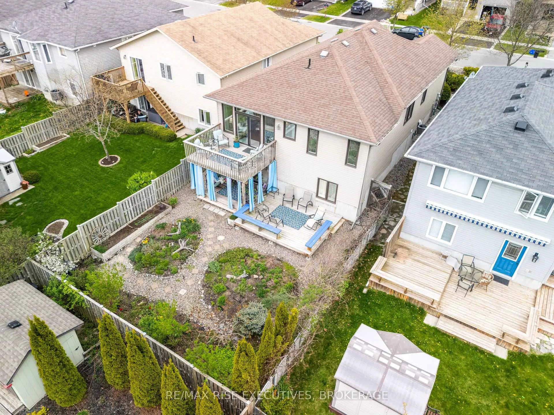 Photo 72 of 134 Islandview Drive, Loyalist, Amherstview — HOMEH
