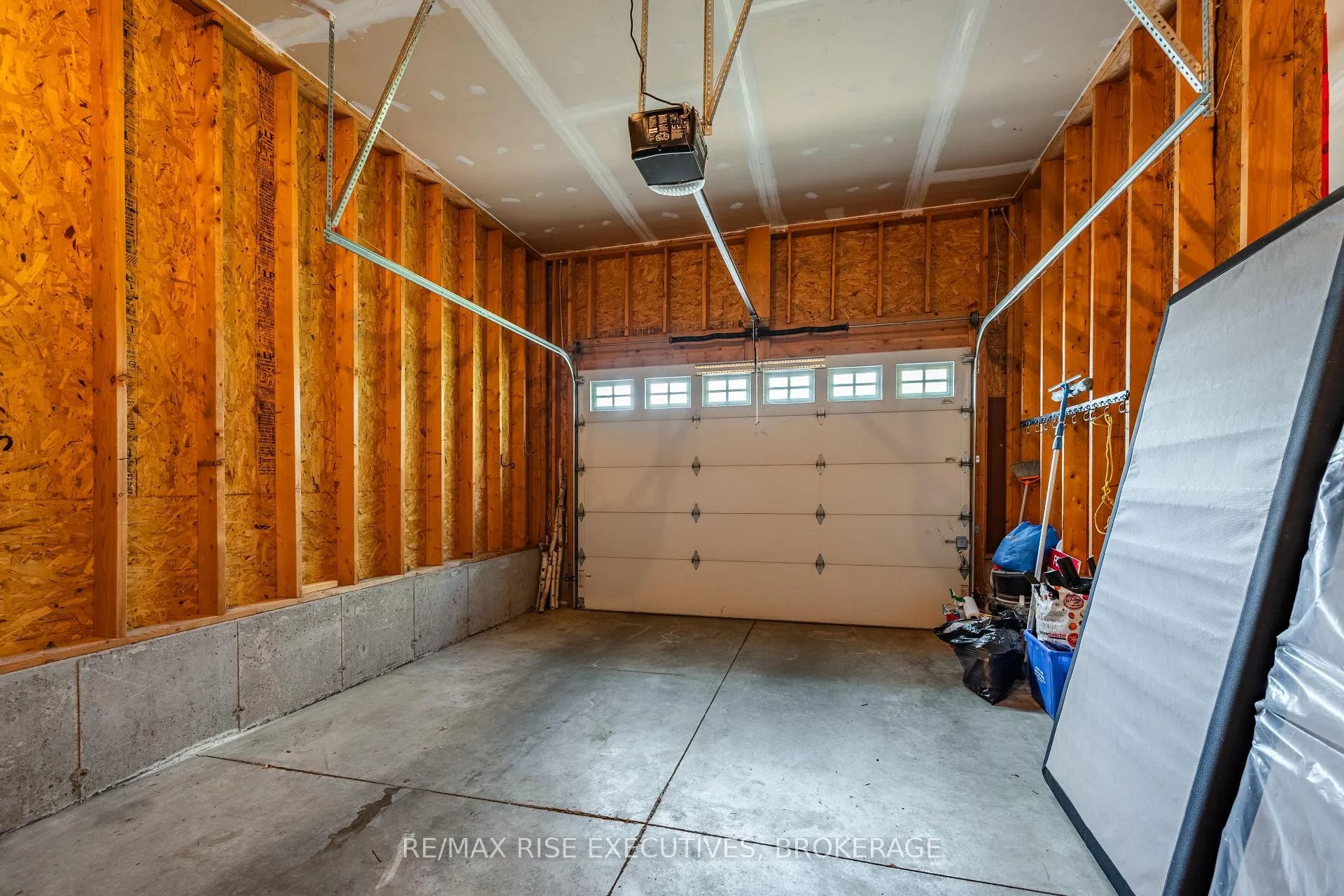 Photo 81 of 134 Islandview Drive, Loyalist, Amherstview — HOMEH