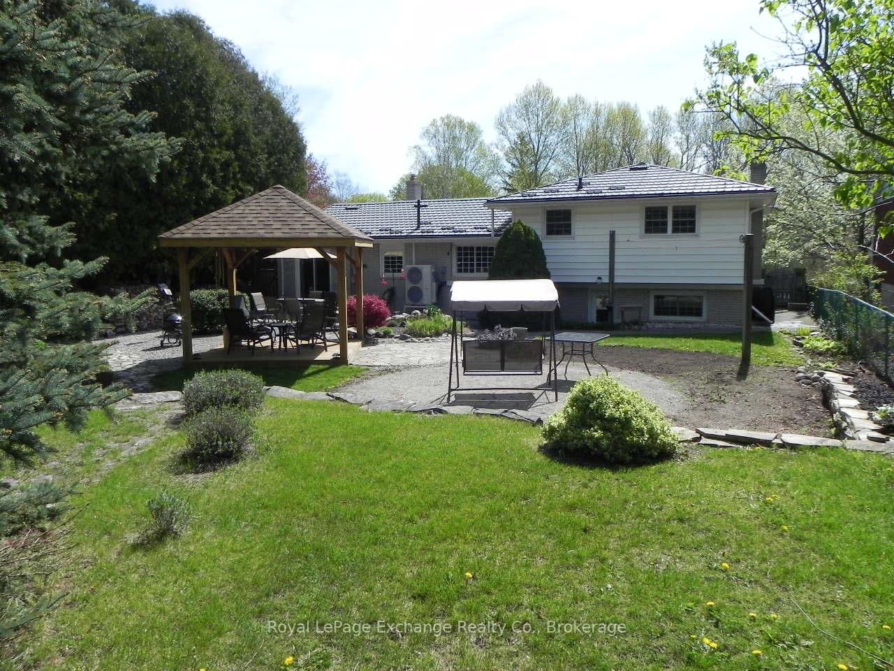 Photo 3 of 268 Willow Road, Kincardine — HOMEH