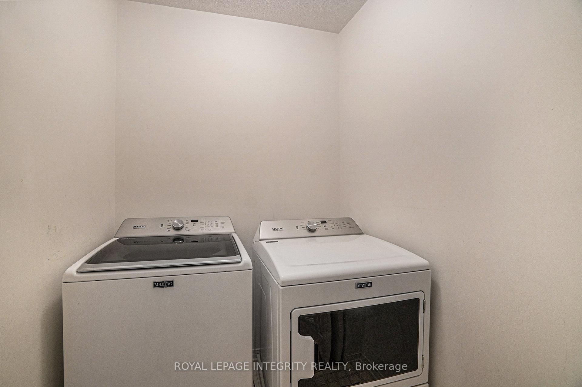 Photo 23 of 558 Aberfoyle Circle, Ottawa, Kanata - Morgan's Grant/South March — HOMEH