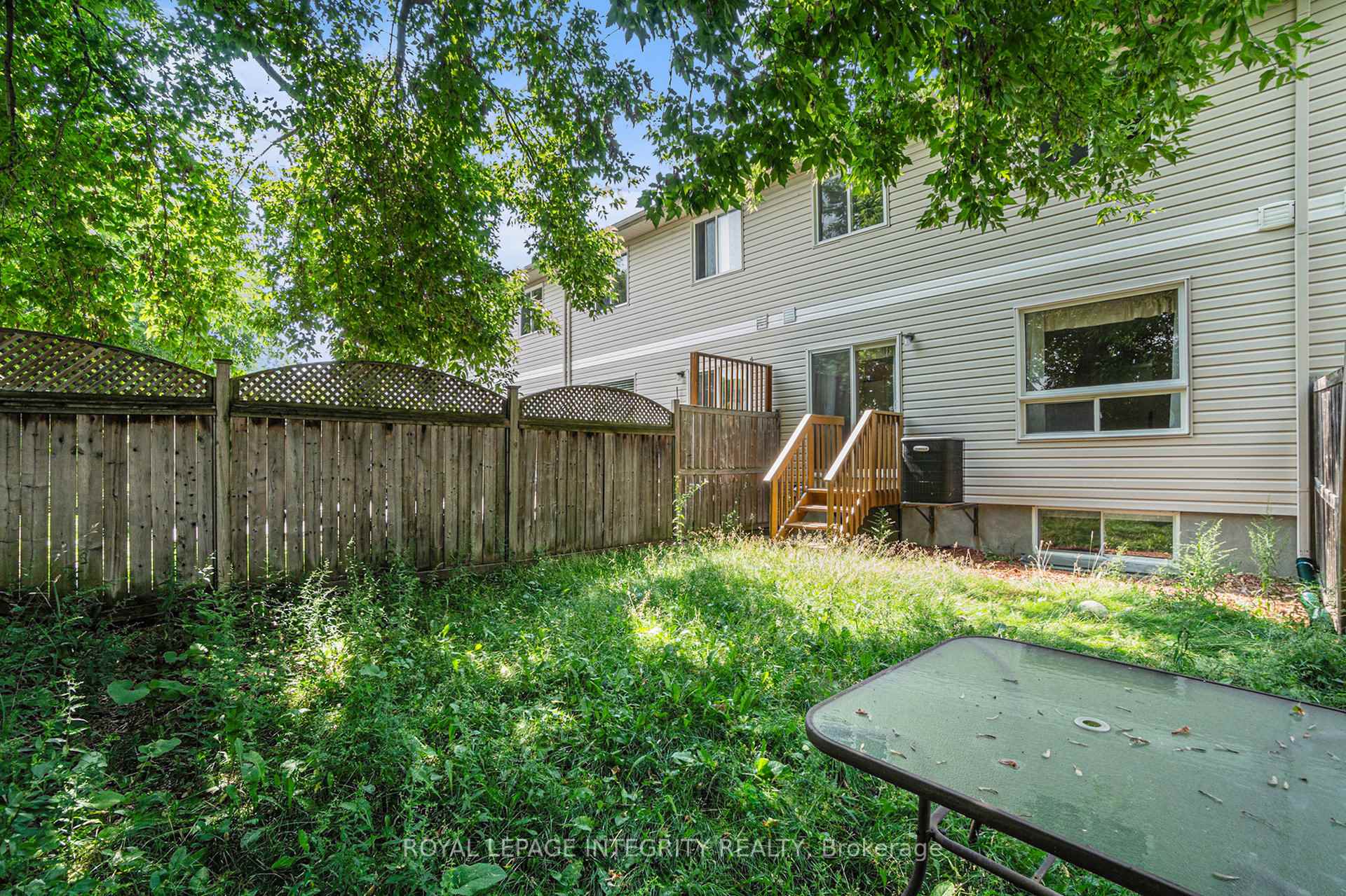 Photo 30 of 558 Aberfoyle Circle, Ottawa, Kanata - Morgan's Grant/South March — HOMEH