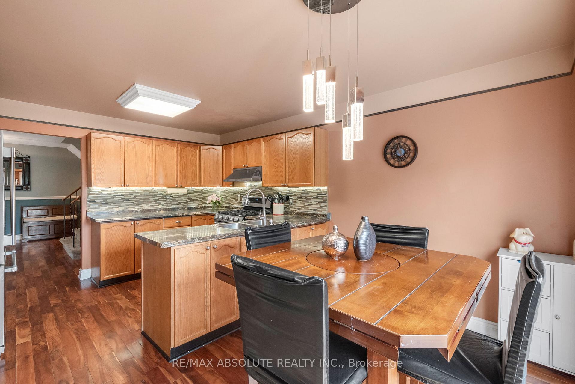 Photo 14 of 171 Springwater Drive, Ottawa, Kanata - Bridlewood — HOMEH
