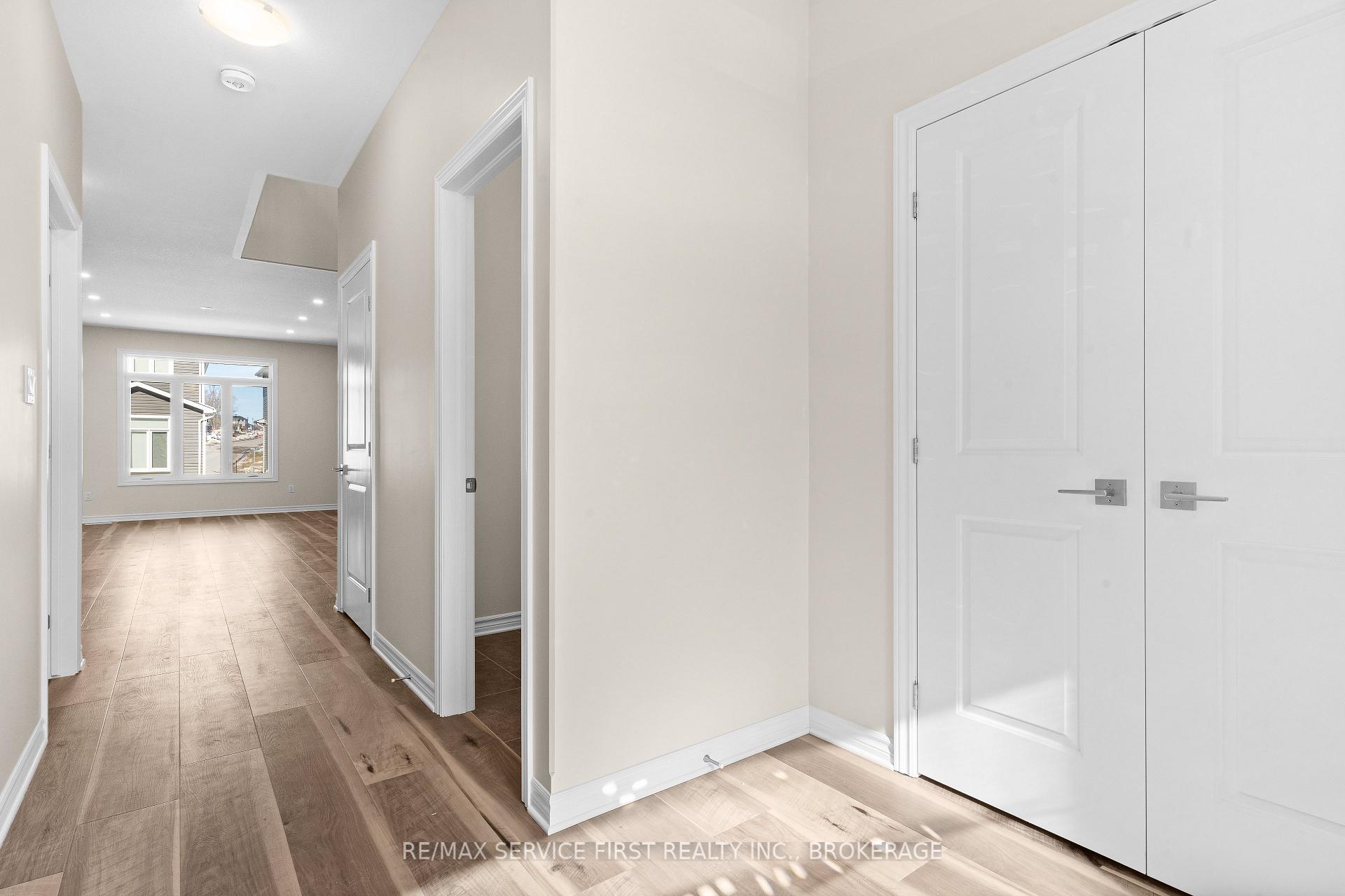 Photo 3 of 1722 Monica Drive, Kingston, City Northwest — HOMEH