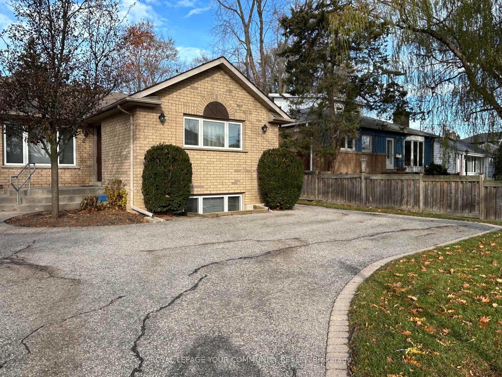 Photo 14 of Unit Lower, 2 Rougecrest Drive, Markham, Markham Village — HOMEH