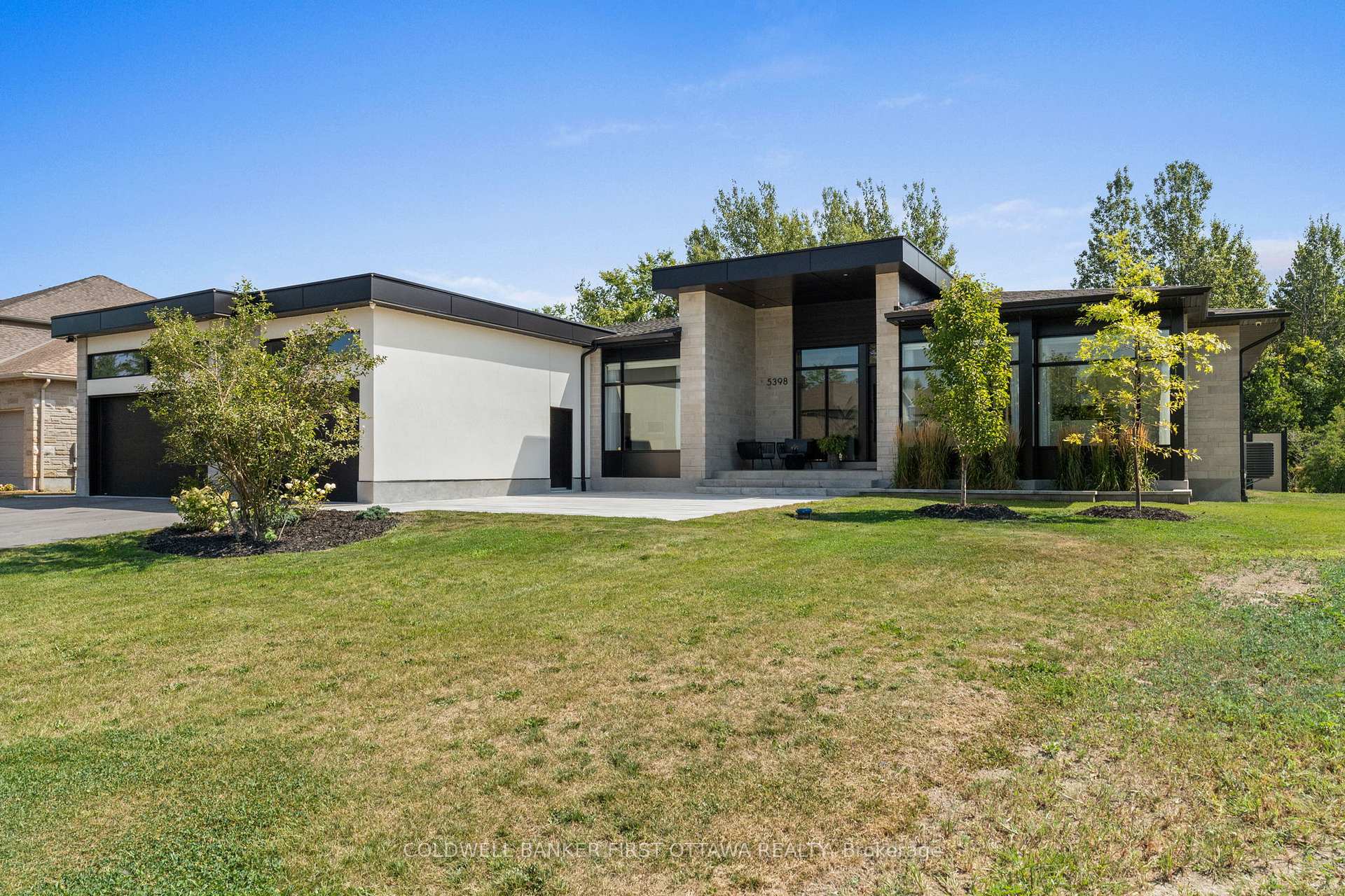 Photo 4 of 5398 Mansel Crescent, Ottawa, Manotick Village & Manotick Estates — HOMEH