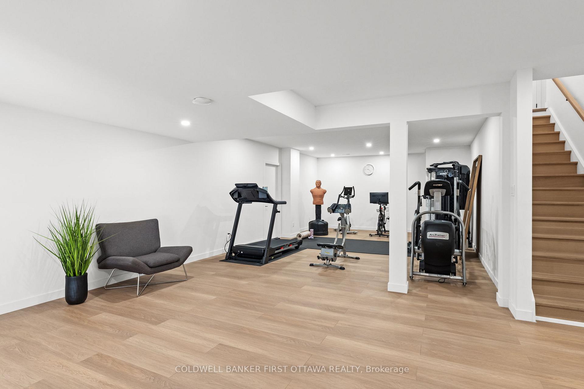 Photo 33 of 5398 Mansel Crescent, Ottawa, Manotick Village & Manotick Estates — HOMEH