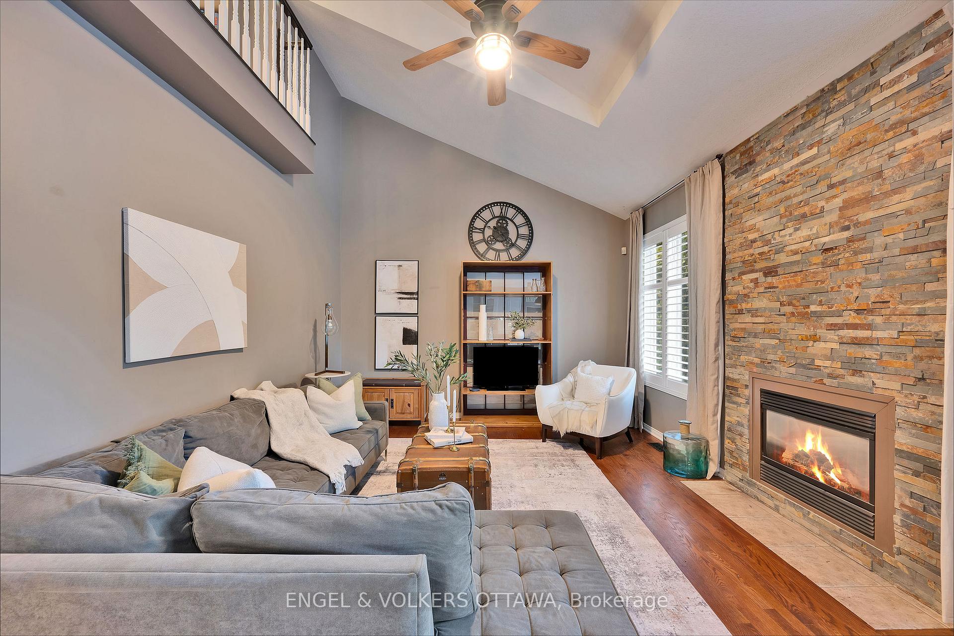 Photo 12 of 5 Wynridge Place, Ottawa, Kanata - Emerald Meadows/Trailwest — HOMEH