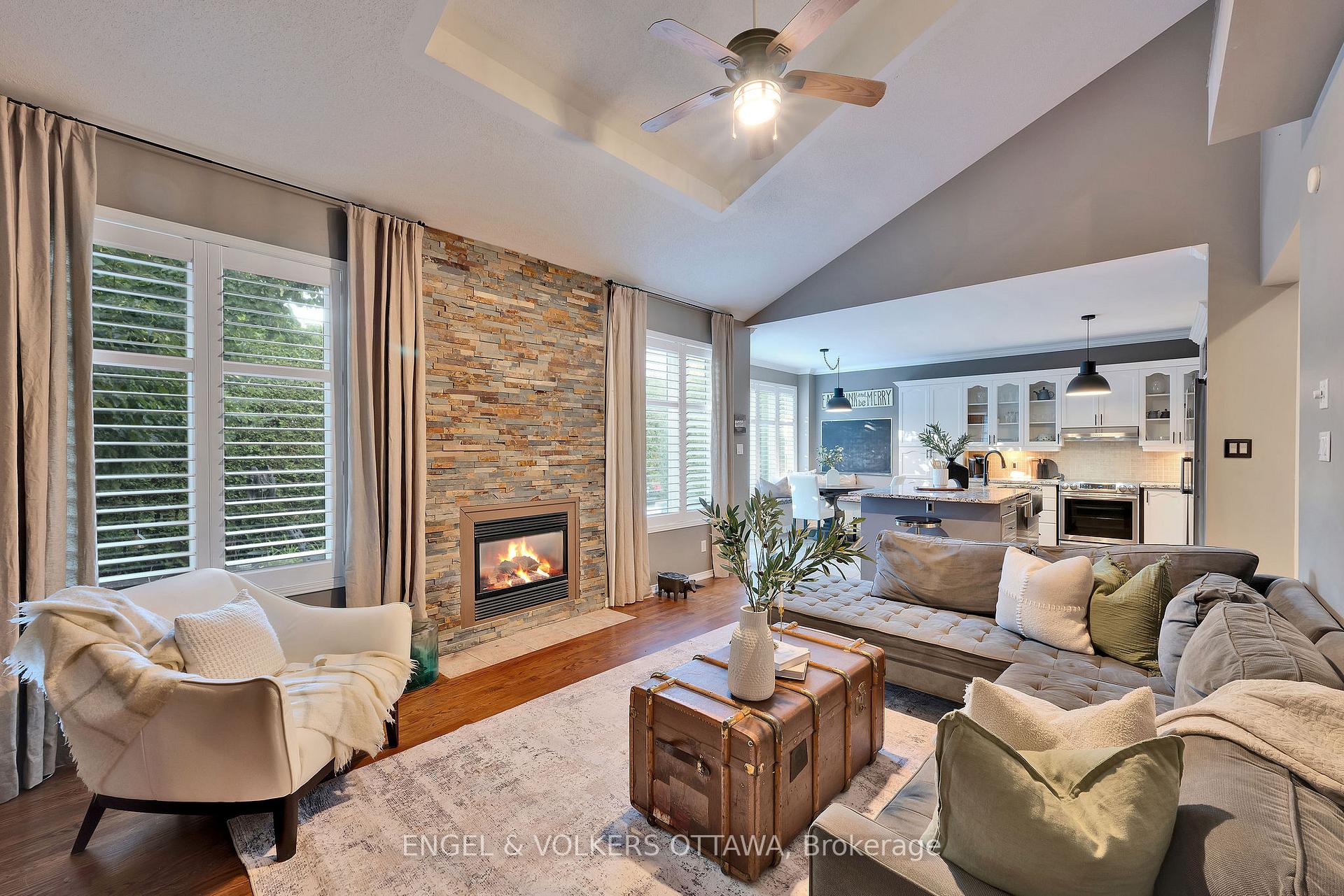 Photo 14 of 5 Wynridge Place, Ottawa, Kanata - Emerald Meadows/Trailwest — HOMEH