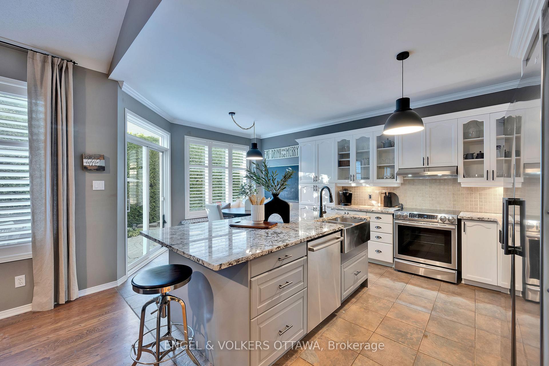 Photo 17 of 5 Wynridge Place, Ottawa, Kanata - Emerald Meadows/Trailwest — HOMEH