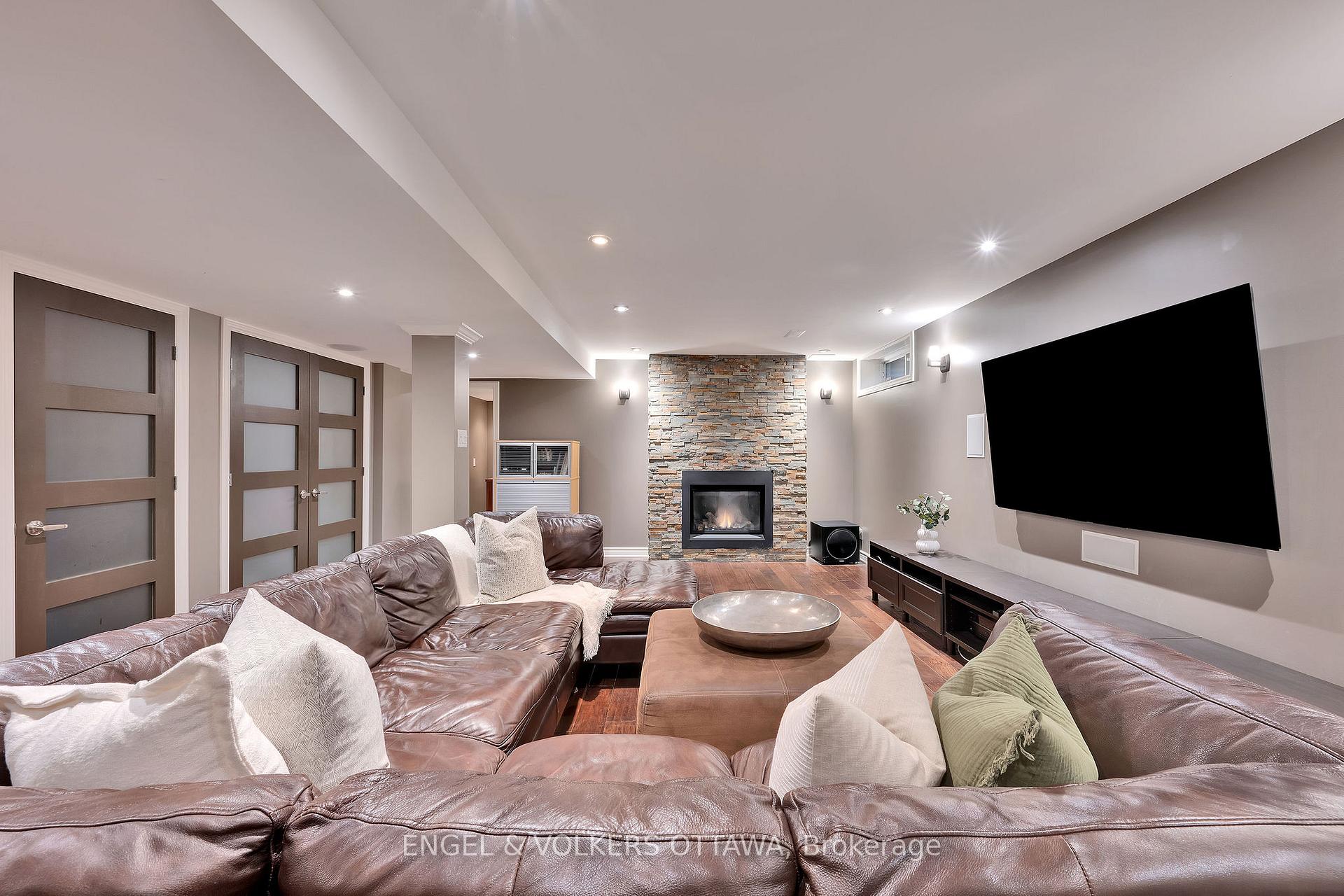 Photo 41 of 5 Wynridge Place, Ottawa, Kanata - Emerald Meadows/Trailwest — HOMEH