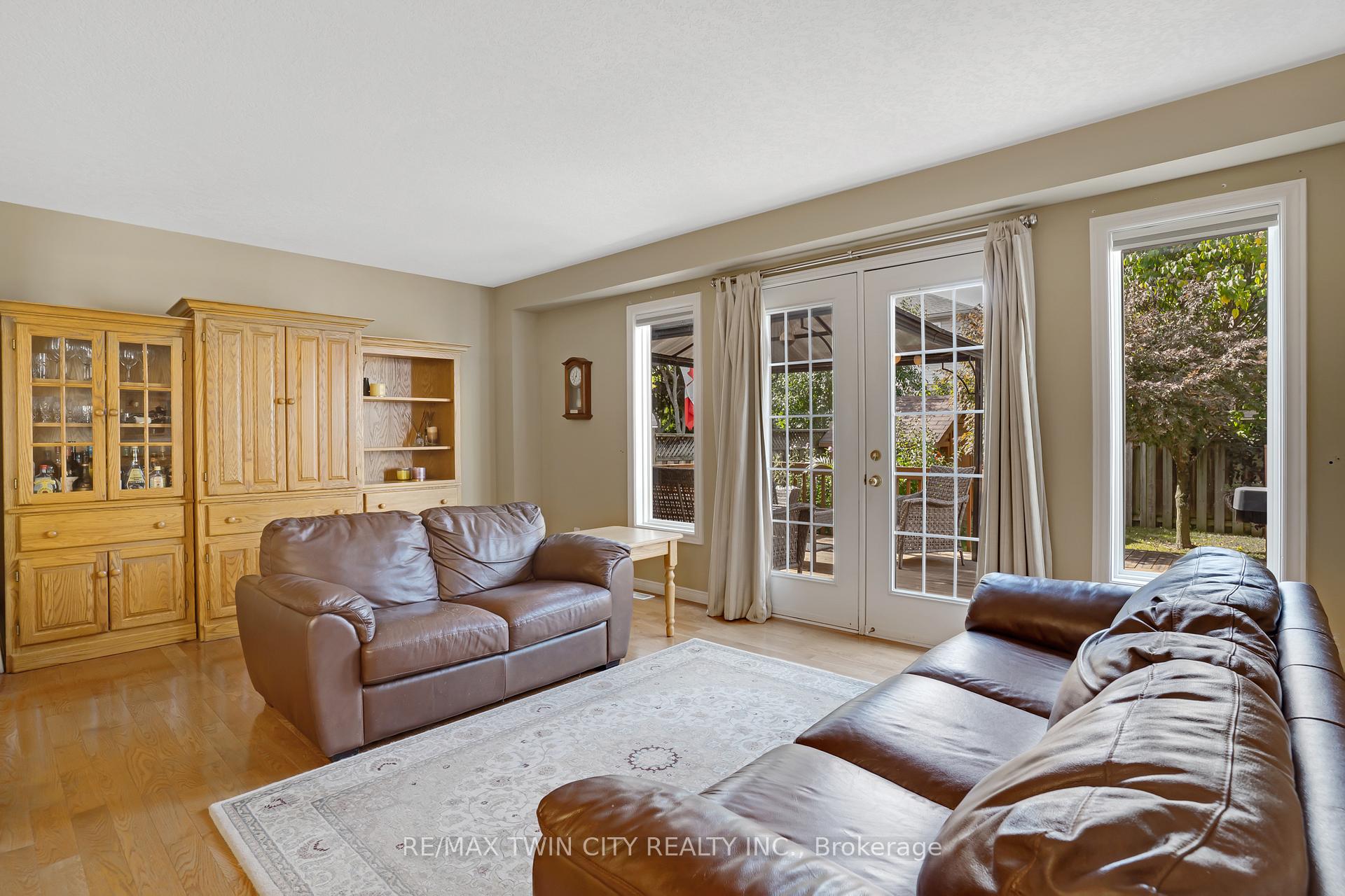 Photo 15 of 67 Tottenham Street, Kitchener — HOMEH