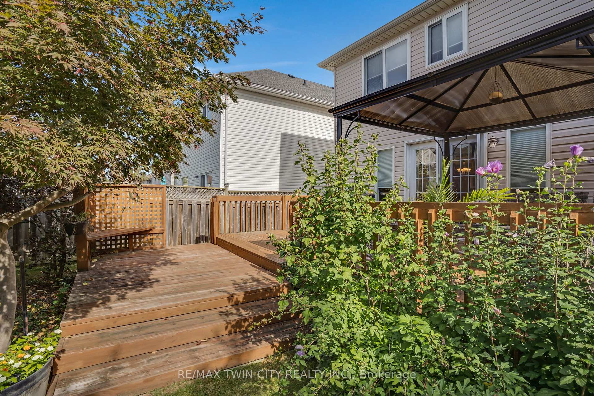 Photo 37 of 67 Tottenham Street, Kitchener — HOMEH
