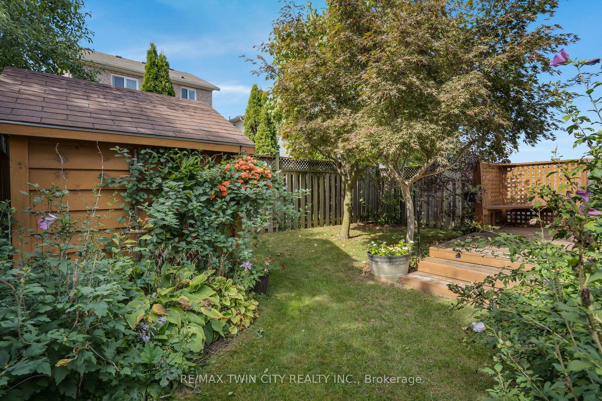 Photo 38 of 67 Tottenham Street, Kitchener — HOMEH