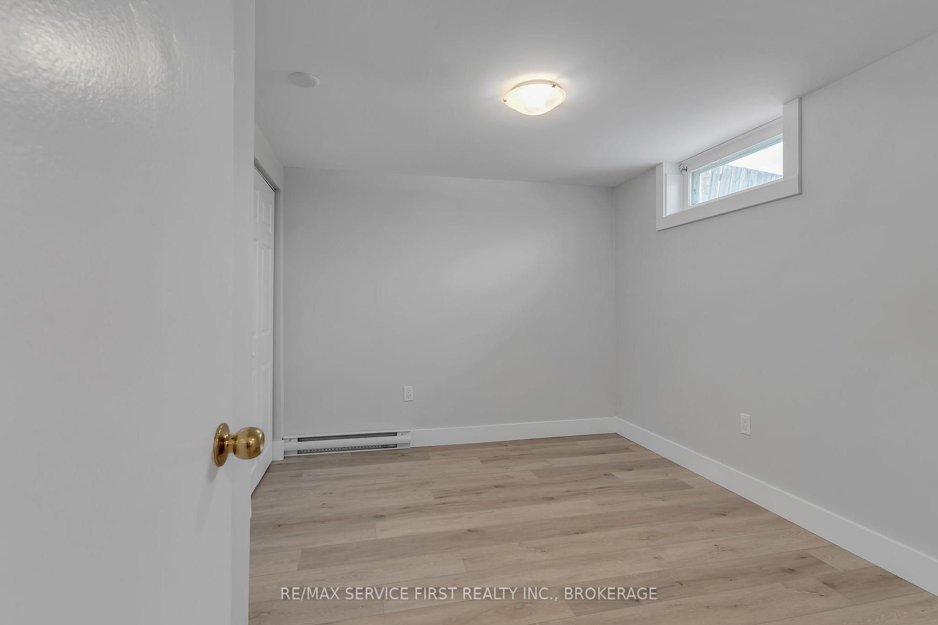 Photo 17 of 9 Rockford Place, Kingston, East of Sir John A. Blvd — HOMEH