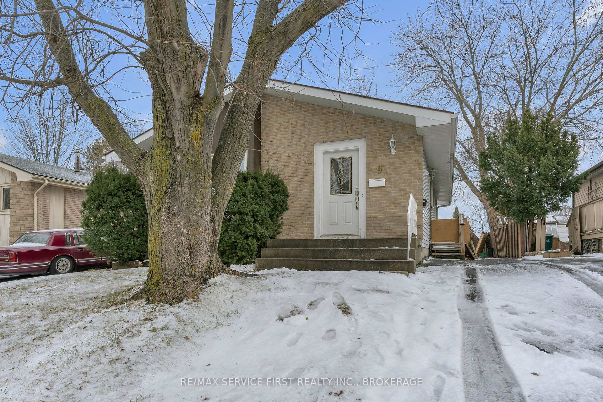 Photo 20 of 9 Rockford Place, Kingston, East of Sir John A. Blvd — HOMEH