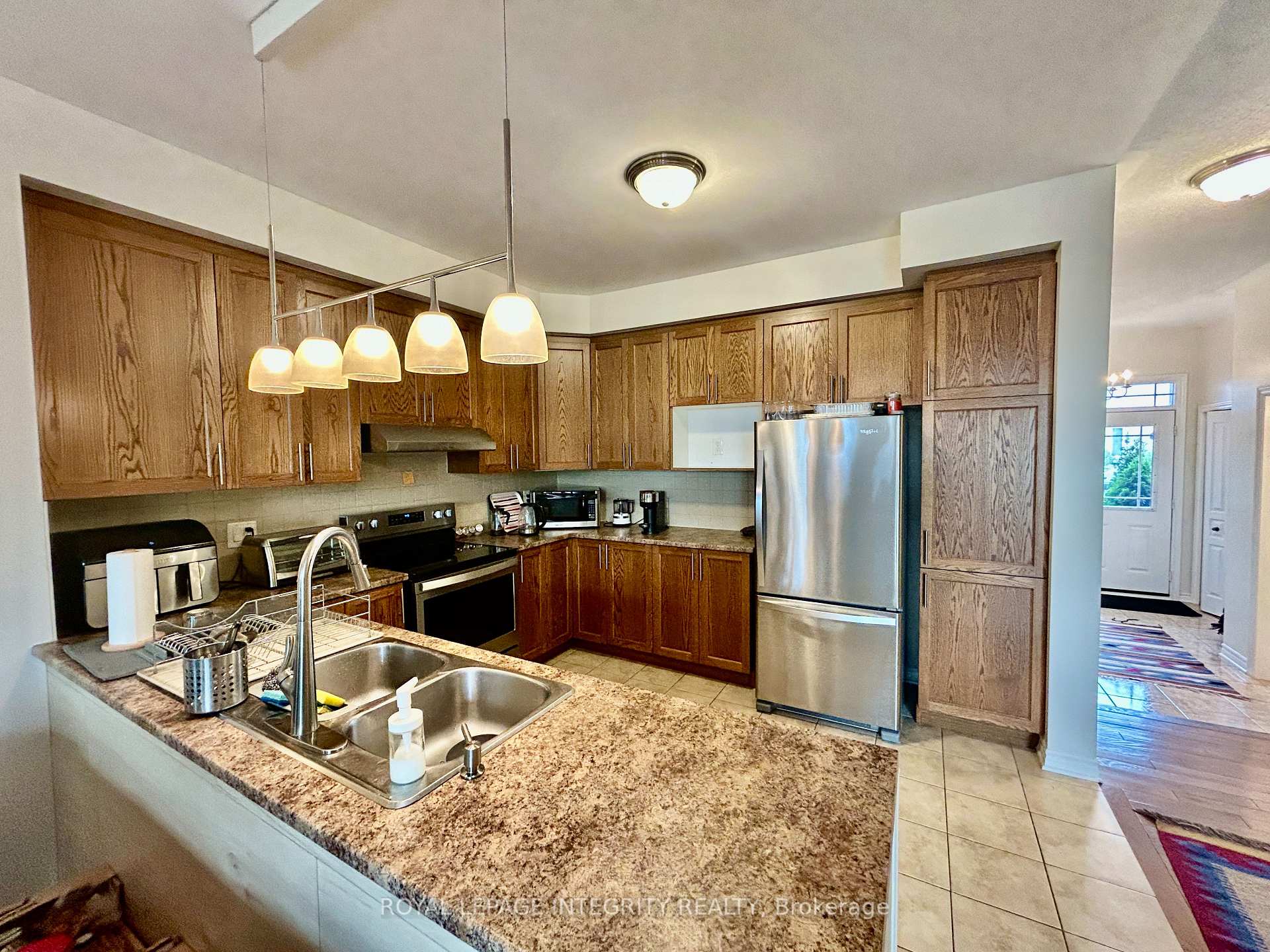 Photo 5 of 427 Celtic Ridge Crescent, Ottawa, Kanata - Morgan's Grant/South March — HOMEH