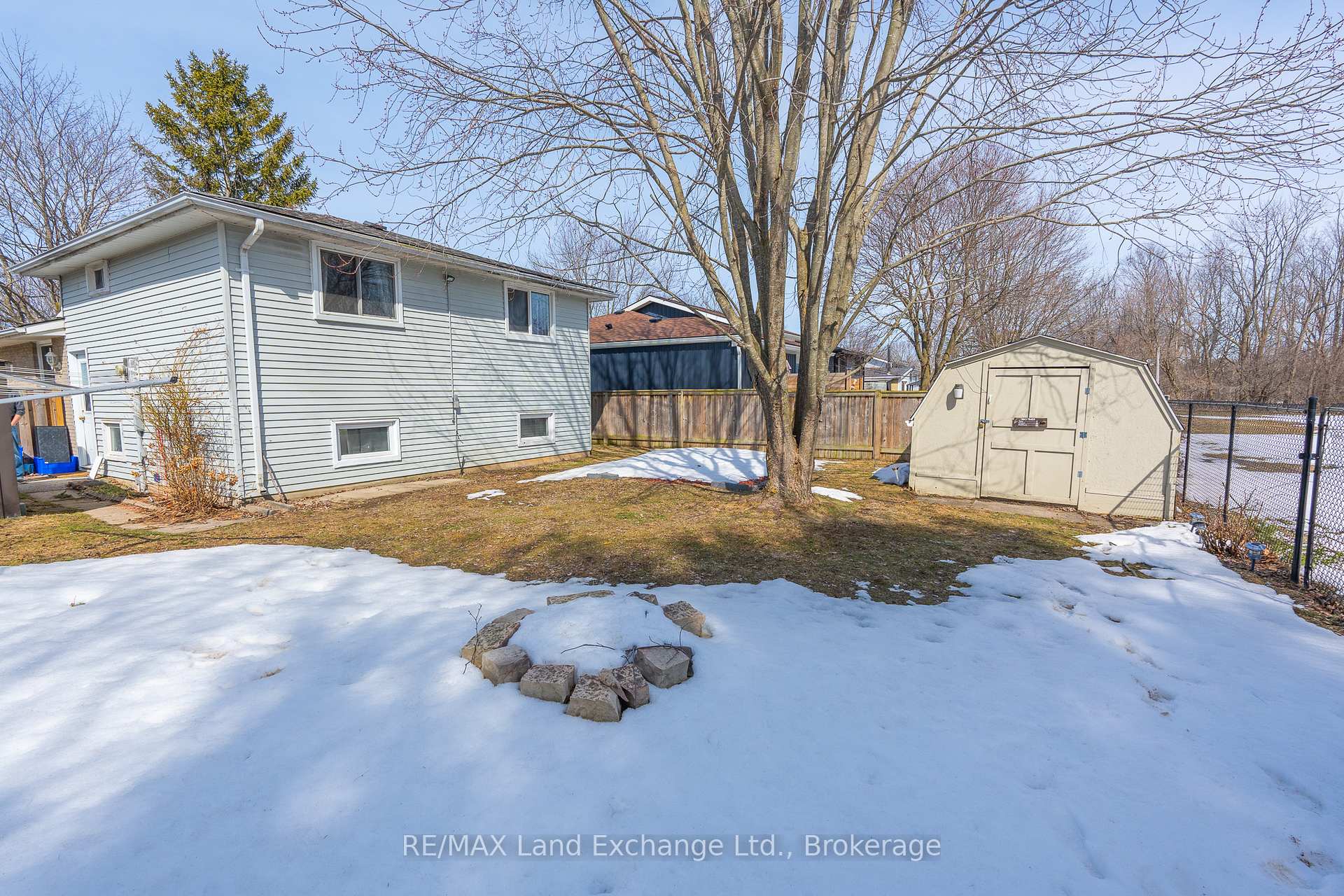 Photo 5 of 629 Scott Street, Kincardine — HOMEH