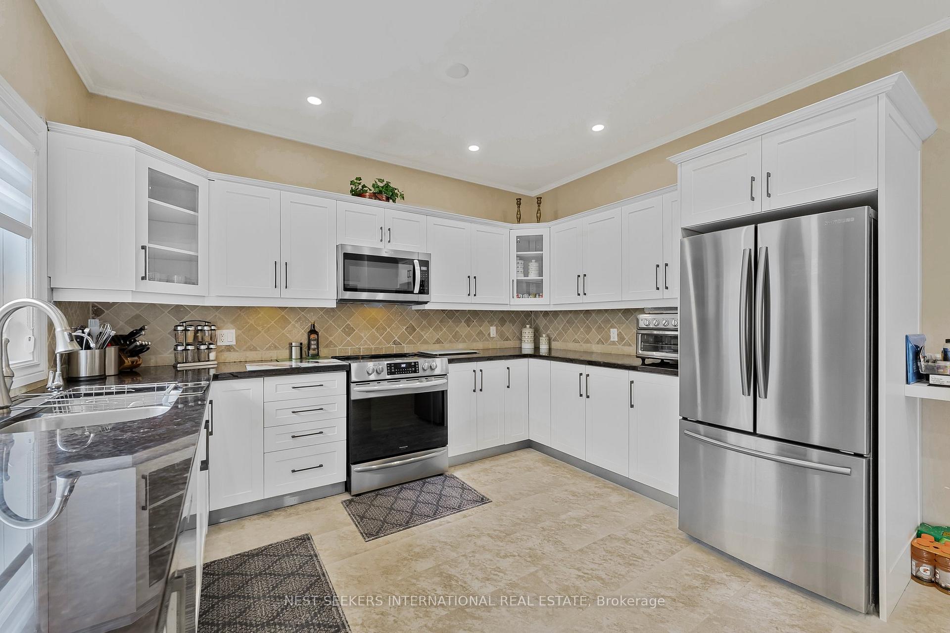Photo 11 of 1438 Maple Road, Innisfil, Rural Innisfil — HOMEH