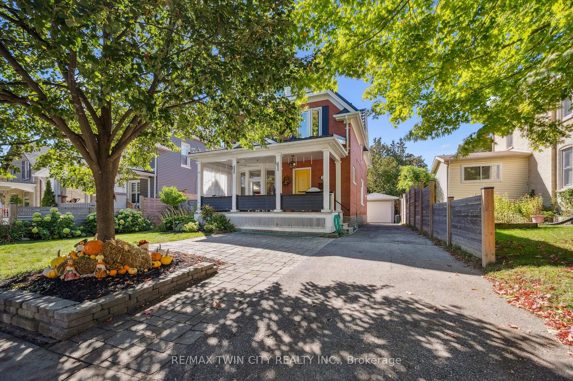 Photo 2 of 45 Samuel Street, Kitchener — HOMEH