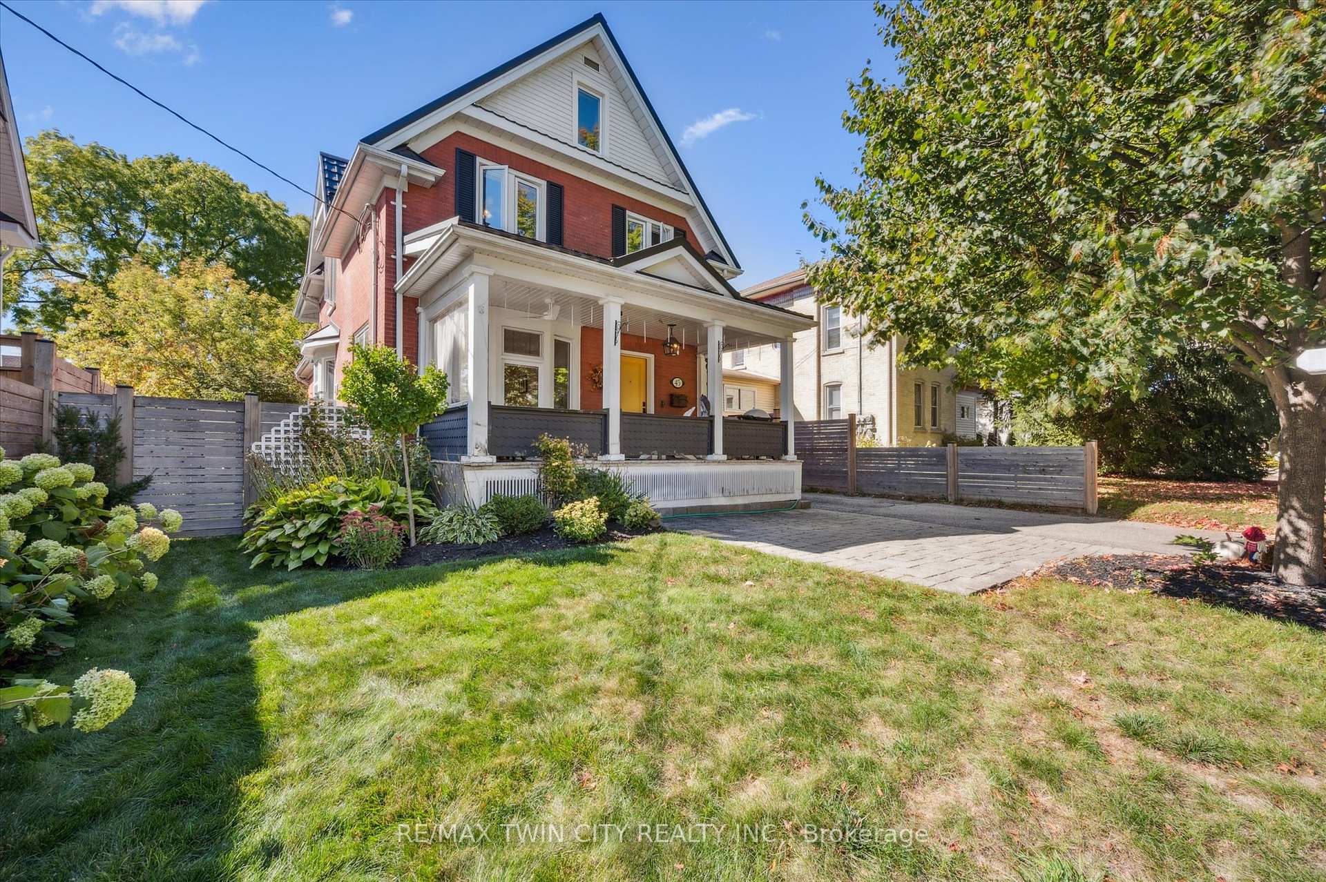 Photo 3 of 45 Samuel Street, Kitchener — HOMEH