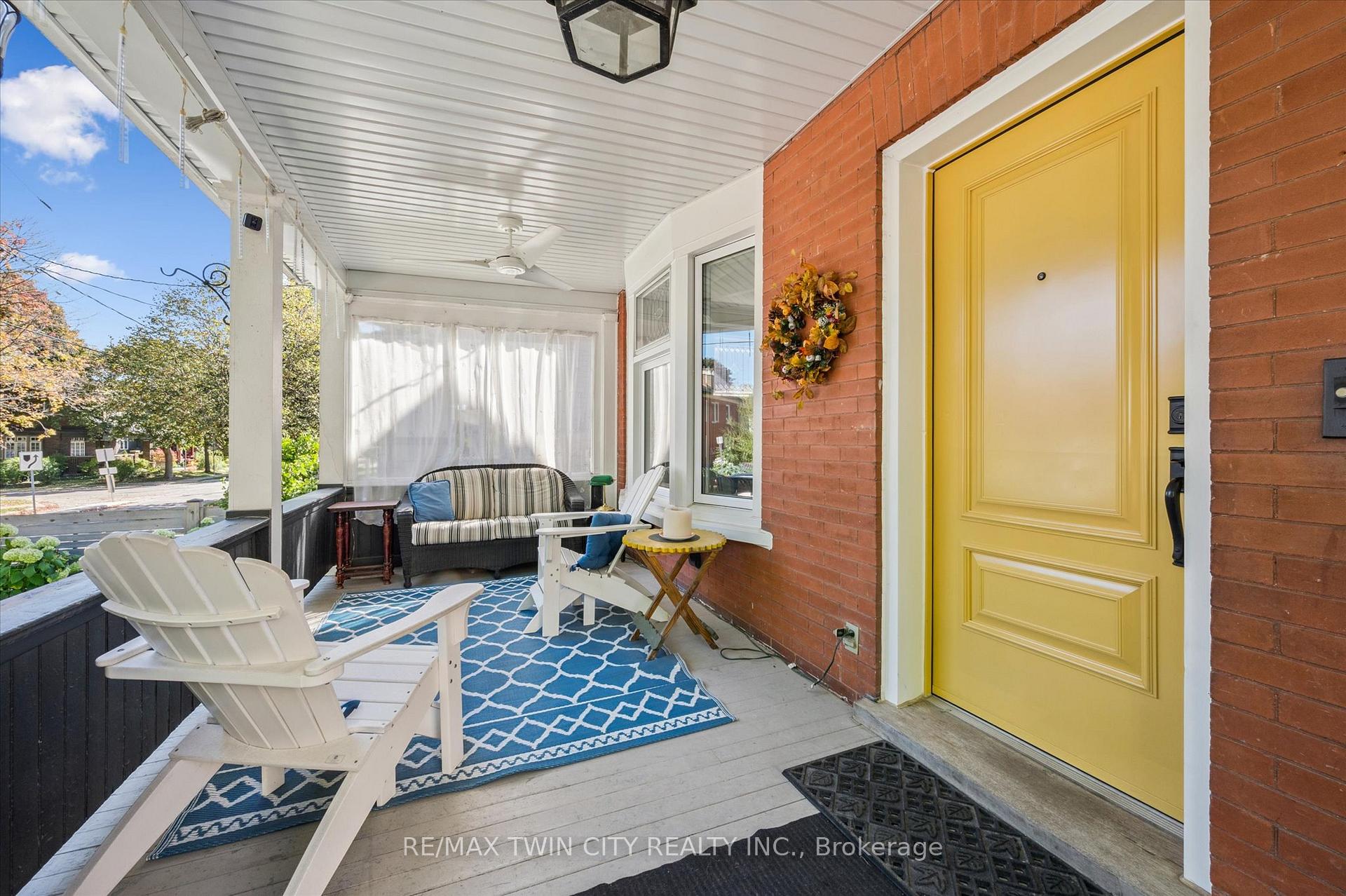 Photo 4 of 45 Samuel Street, Kitchener — HOMEH