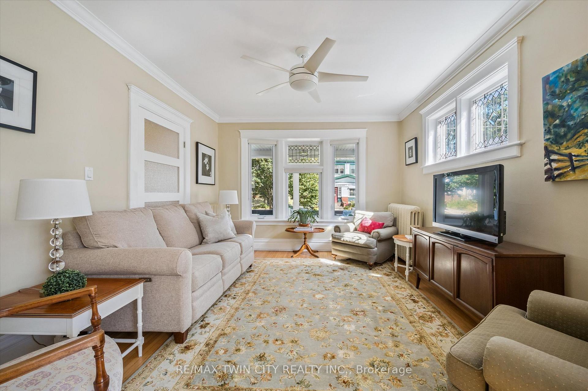 Photo 9 of 45 Samuel Street, Kitchener — HOMEH