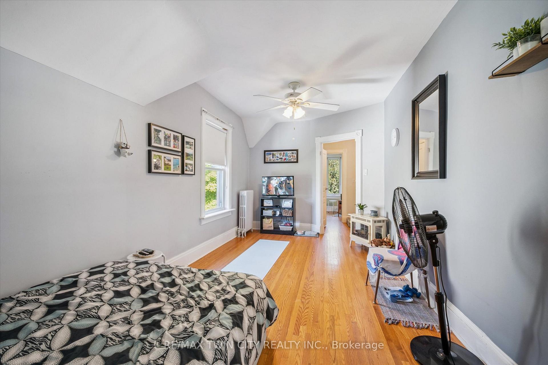 Photo 20 of 45 Samuel Street, Kitchener — HOMEH