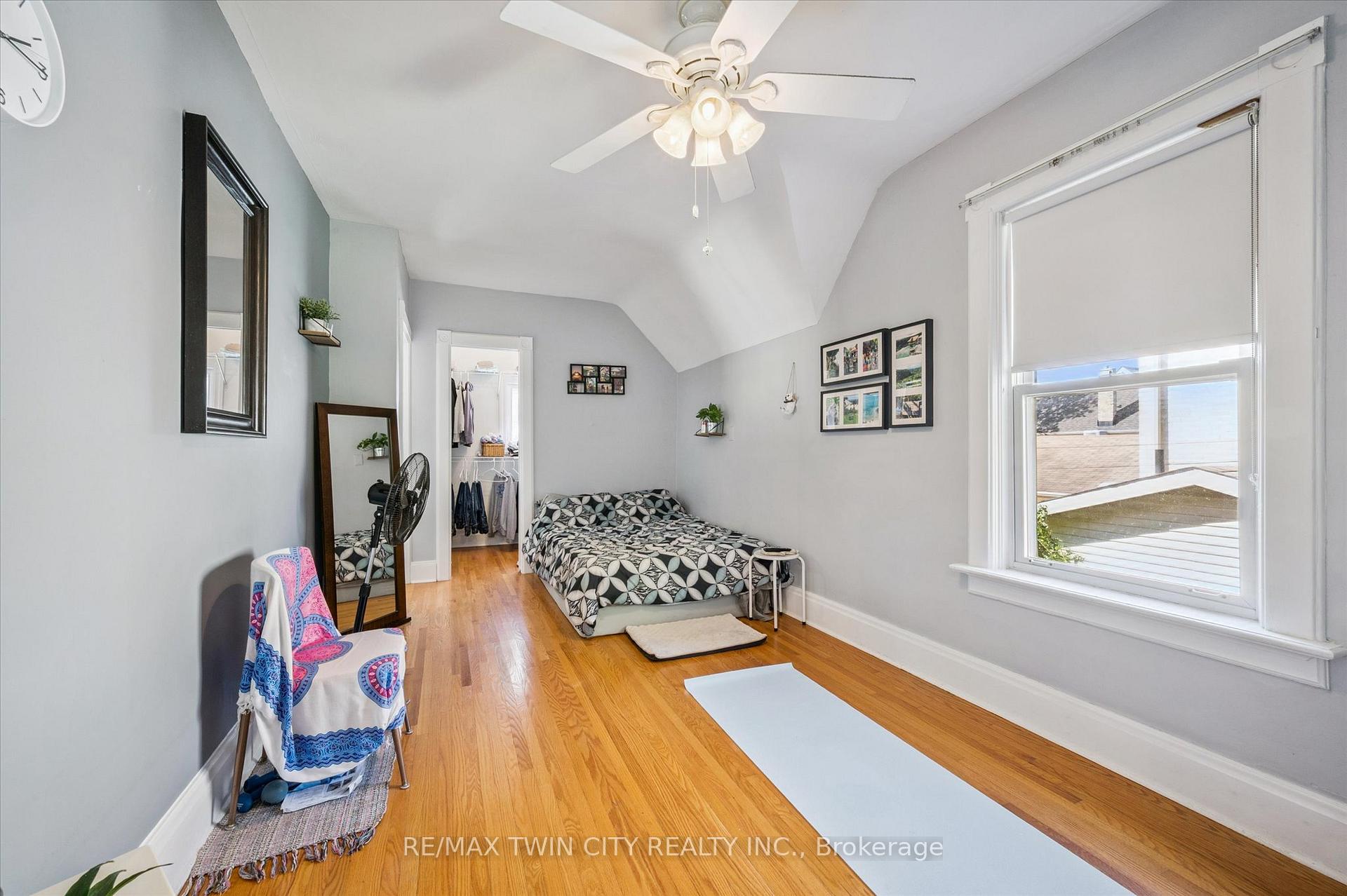 Photo 21 of 45 Samuel Street, Kitchener — HOMEH