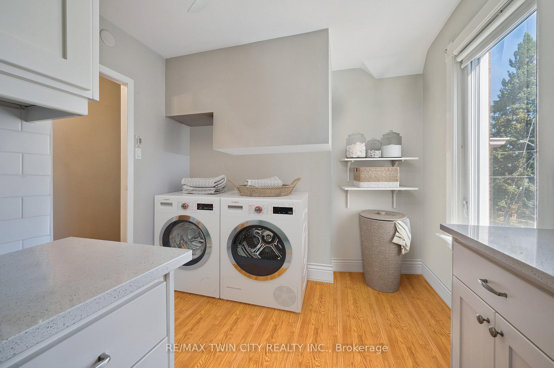 Photo 27 of 45 Samuel Street, Kitchener — HOMEH