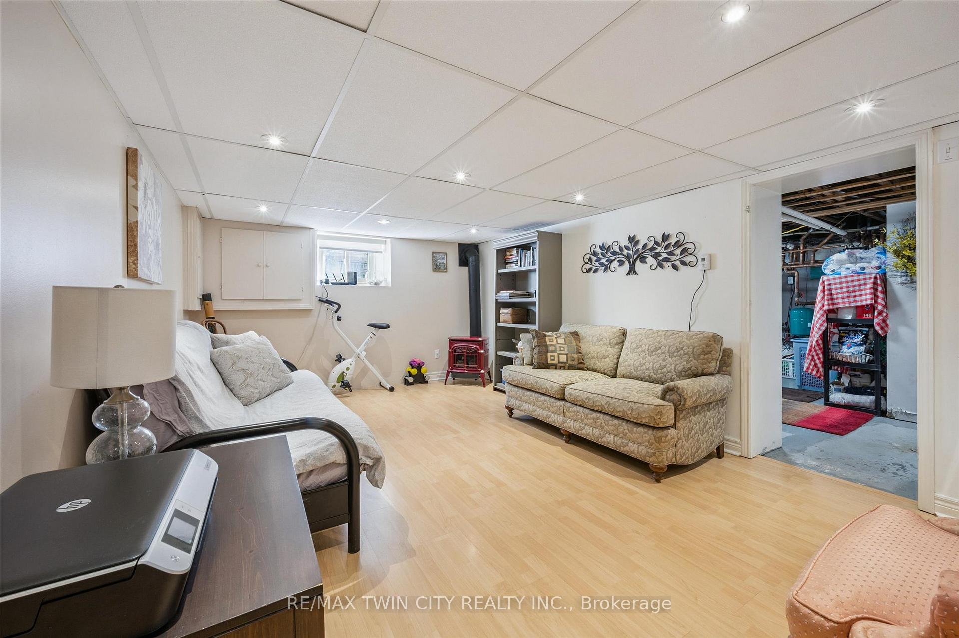 Photo 32 of 45 Samuel Street, Kitchener — HOMEH