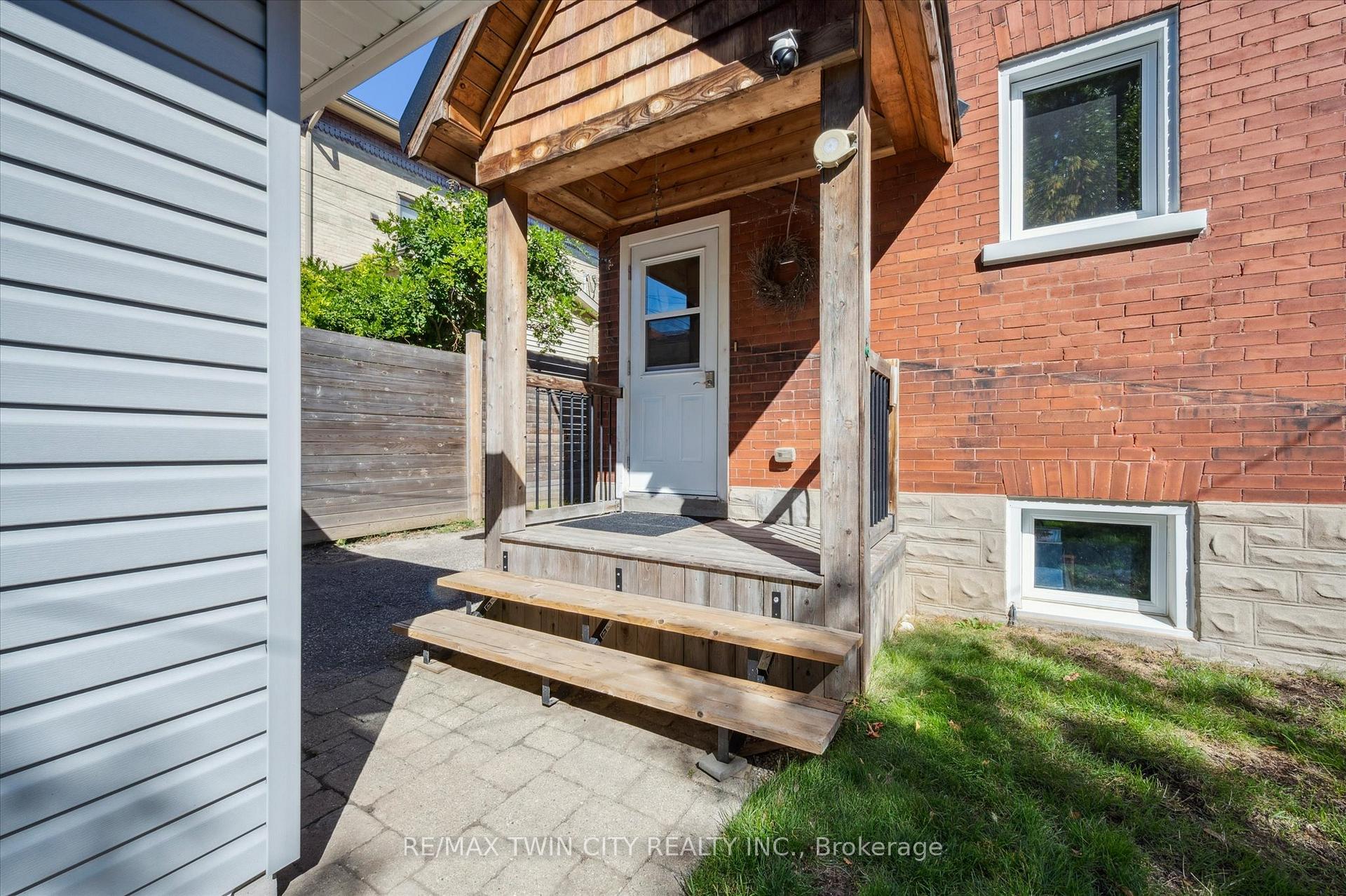 Photo 40 of 45 Samuel Street, Kitchener — HOMEH