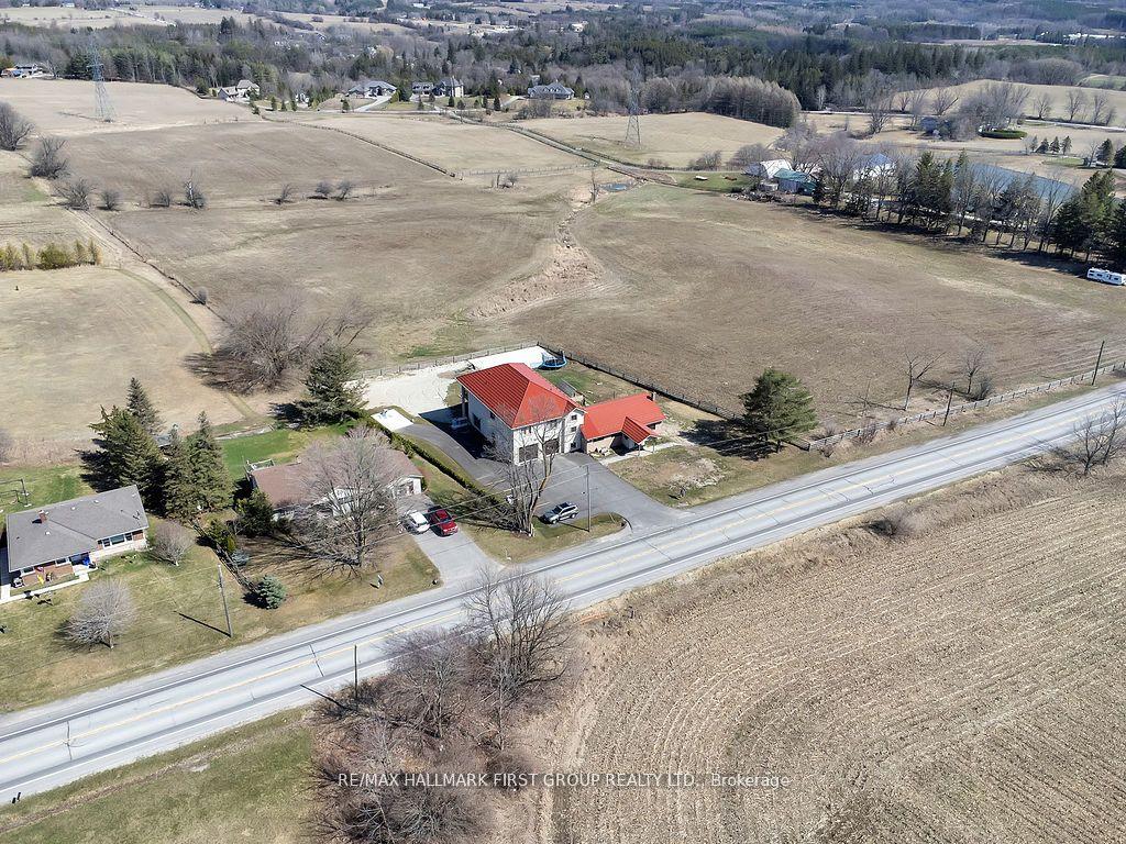 Photo 2 of 16585 Jane Street, King, Rural King — HOMEH