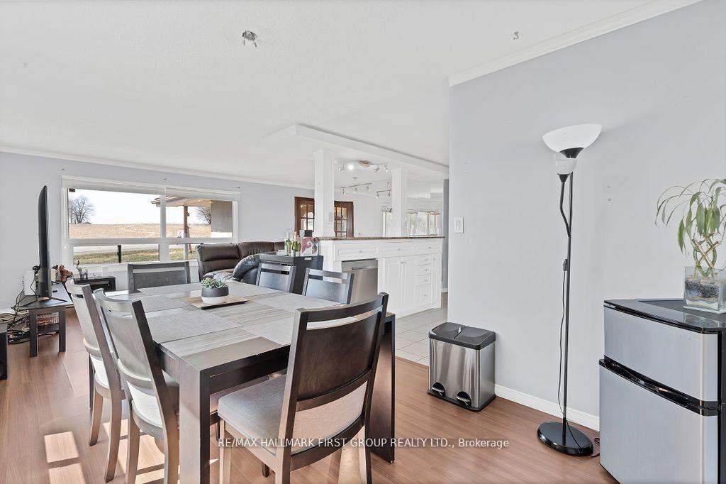 Photo 7 of 16585 Jane Street, King, Rural King — HOMEH