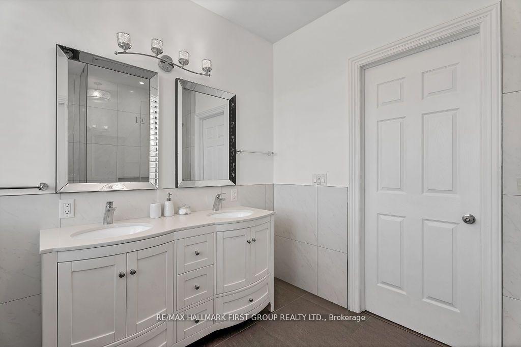 Photo 15 of 16585 Jane Street, King, Rural King — HOMEH