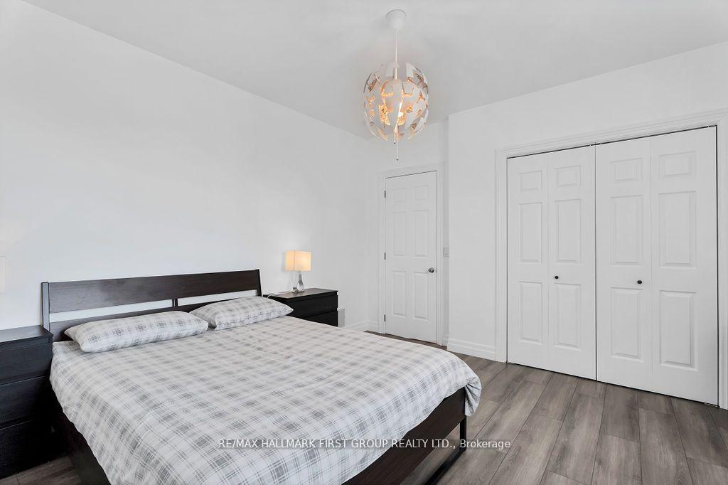 Photo 17 of 16585 Jane Street, King, Rural King — HOMEH