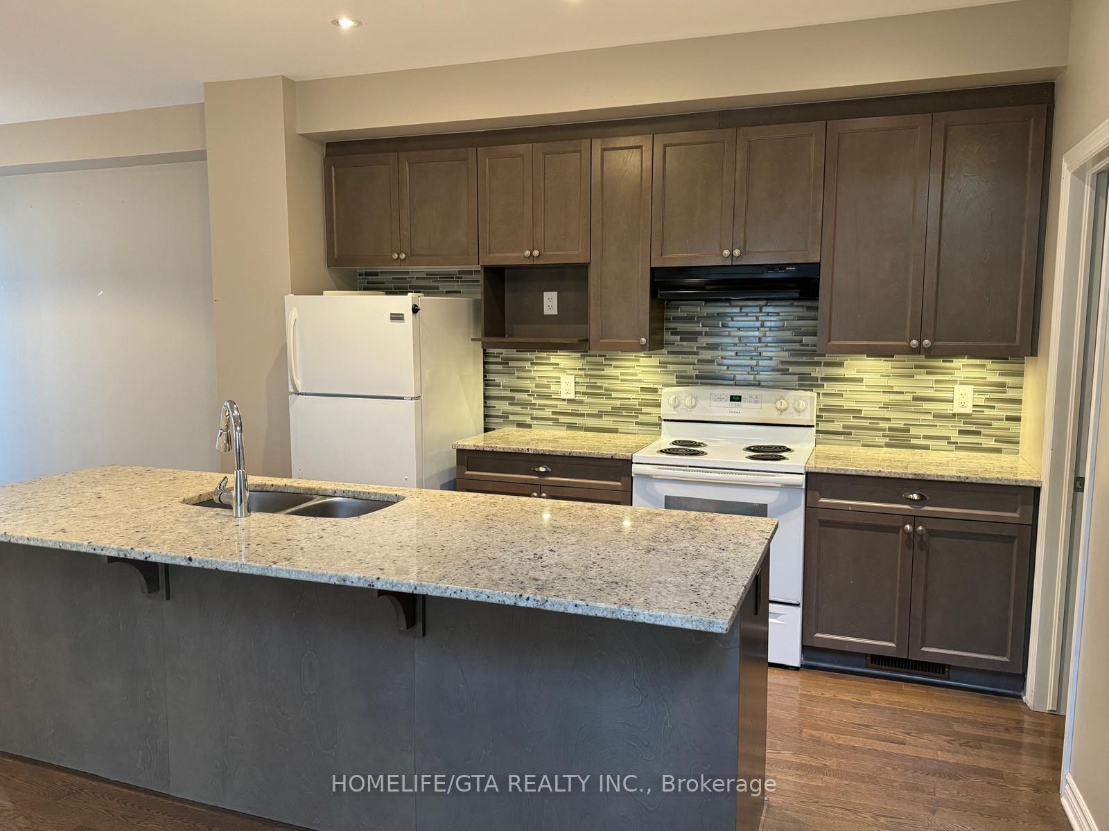 Photo 2 of 1353 Tremount Drive, Kingston, City Northwest — HOMEH
