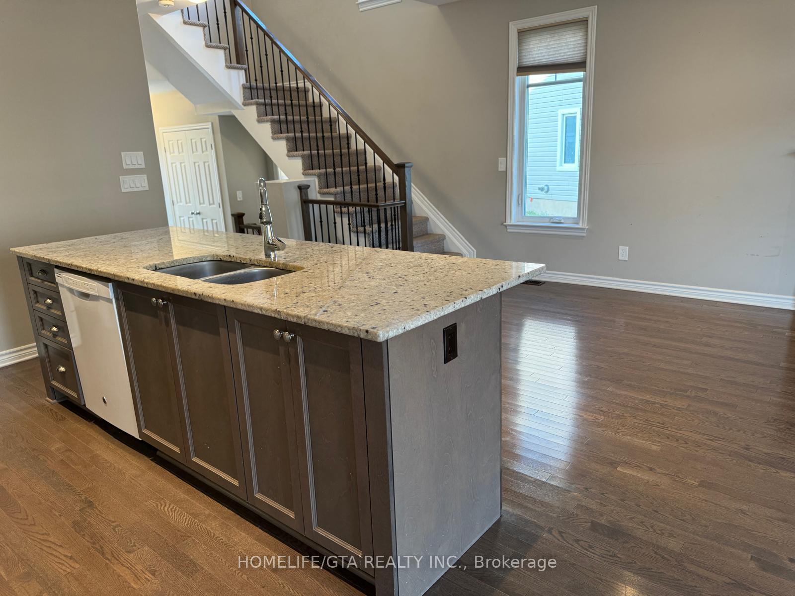 Photo 4 of 1353 Tremount Drive, Kingston, City Northwest — HOMEH
