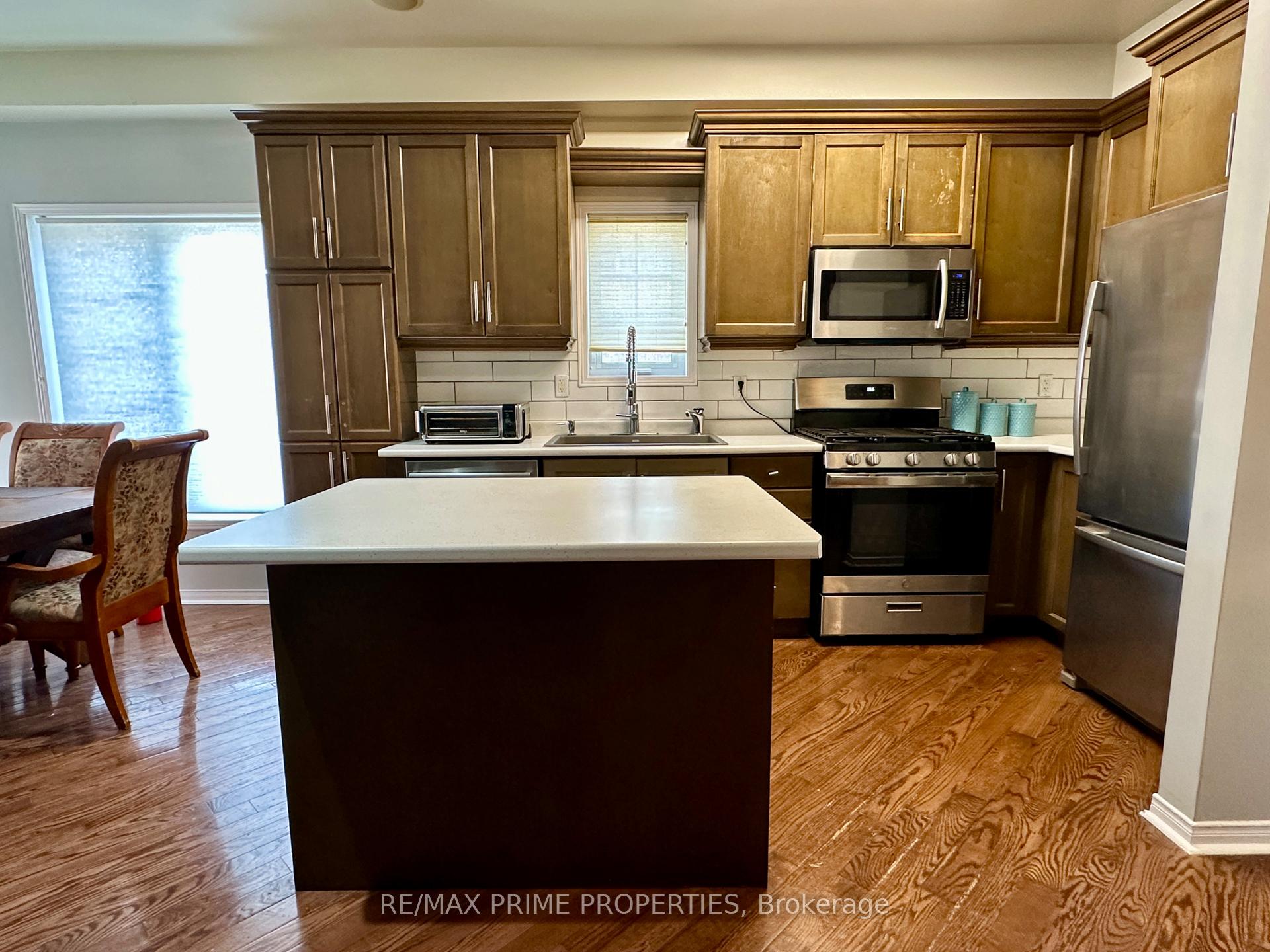 Photo 8 of 152 Whites Hill Avenue, Markham, Cornell — HOMEH