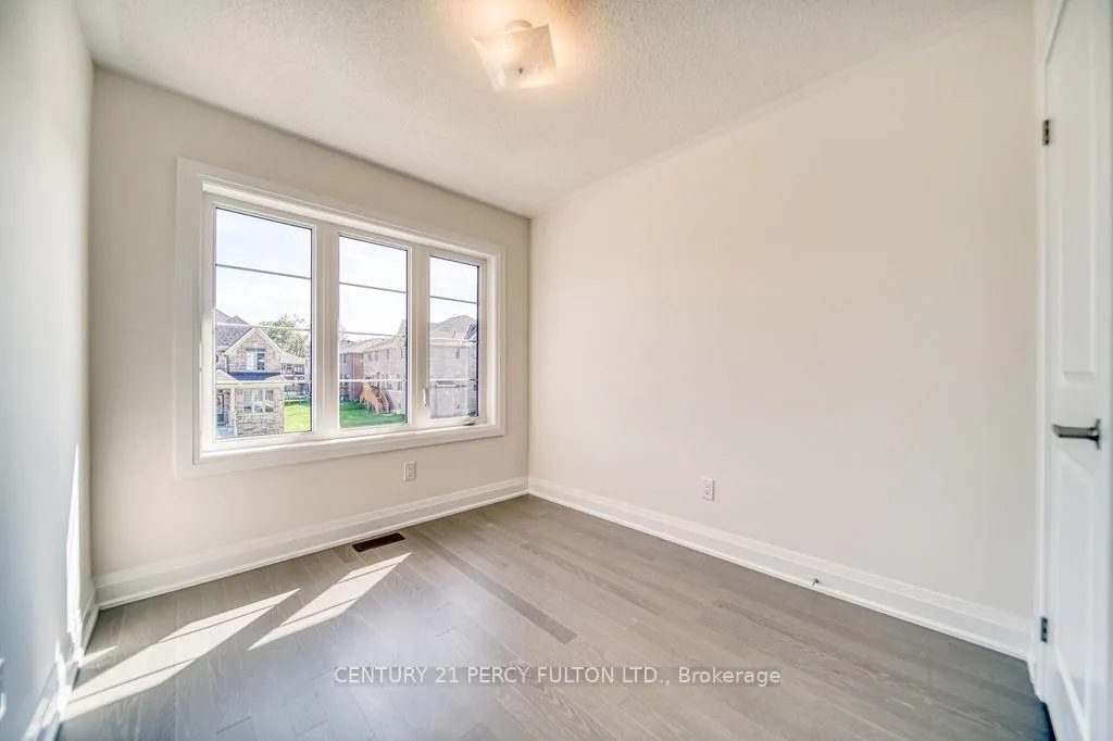 Photo 22 of 1350 Davis Loop, Innisfil, Lefroy — HOMEH