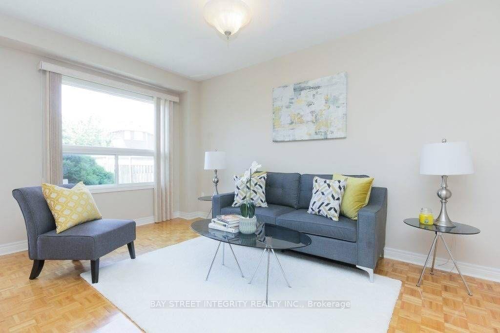 Photo 6 of 150 Valentina Drive, Markham, Village Green-South Unionville — HOMEH