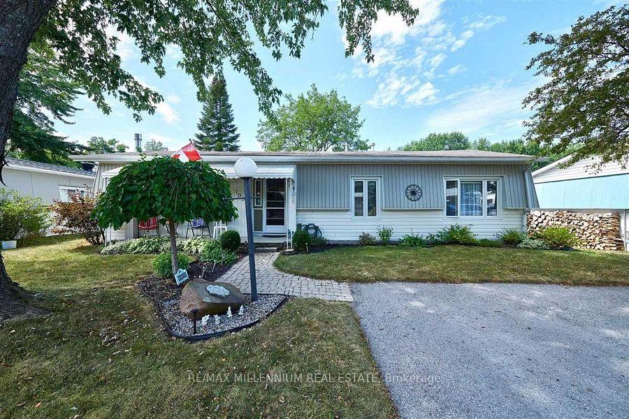 Photo 1 of 105 Linden Lane, Innisfil, Rural Innisfil — HOMEH