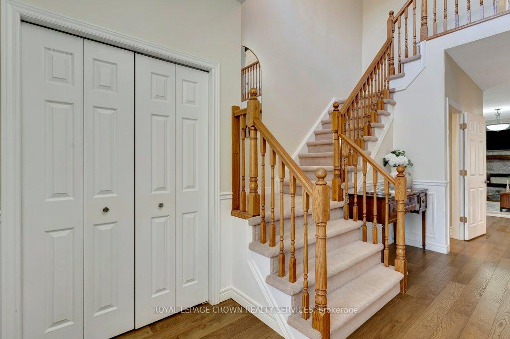 Photo 4 of 42 Verona Street, Kitchener, Huron Park — HOMEH