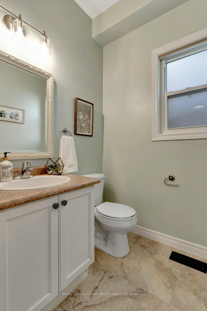 Photo 8 of 42 Verona Street, Kitchener, Huron Park — HOMEH