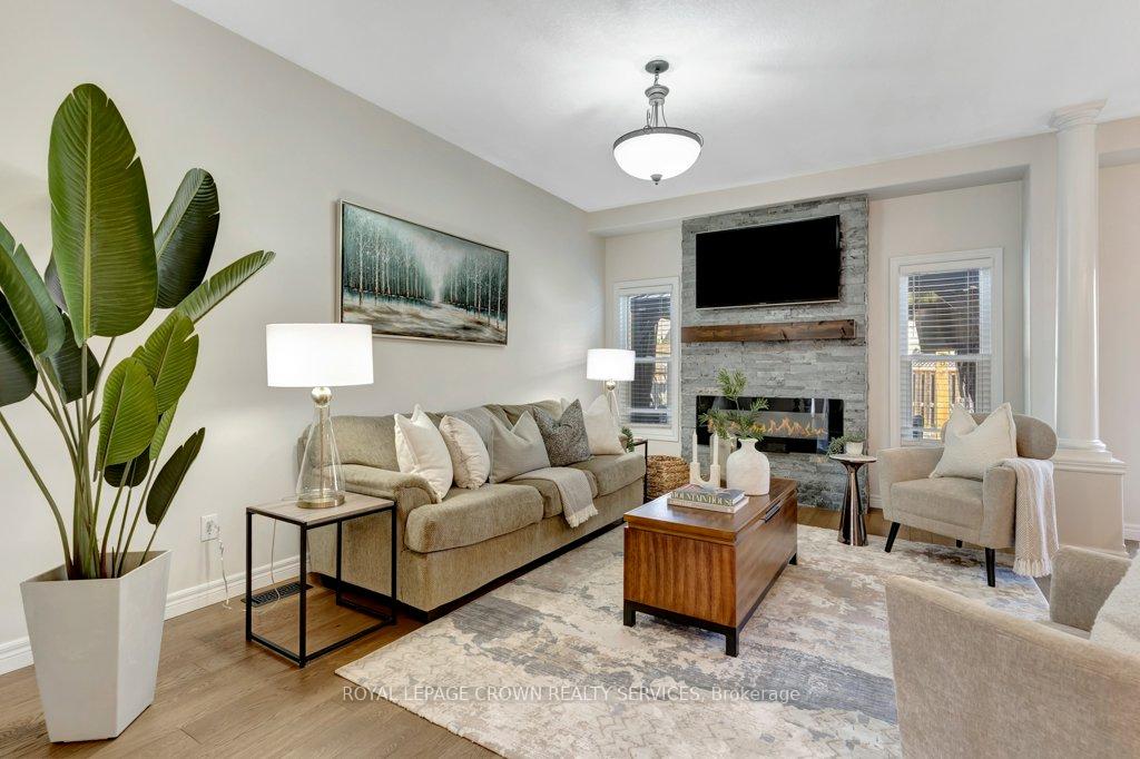 Photo 12 of 42 Verona Street, Kitchener, Huron Park — HOMEH