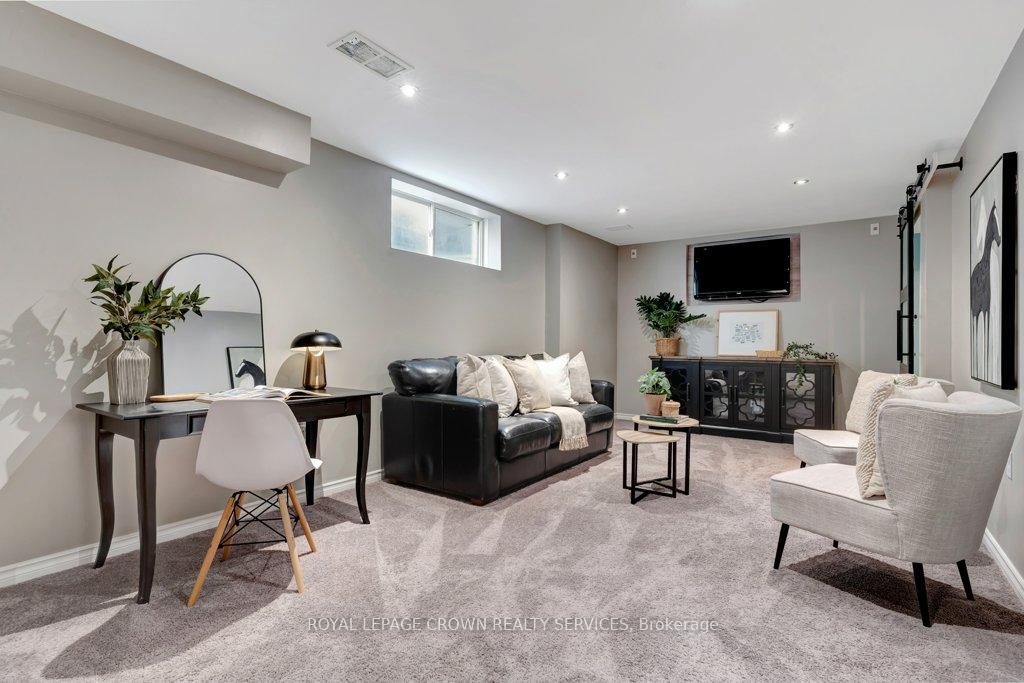 Photo 32 of 42 Verona Street, Kitchener, Huron Park — HOMEH