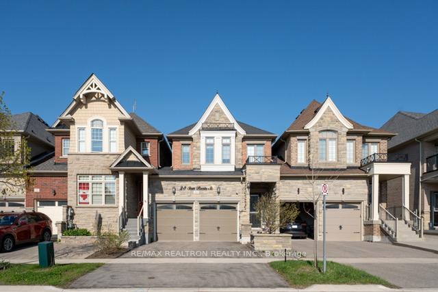 Photo 1 of 23 Stan Roots Street, King, King City — HOMEH