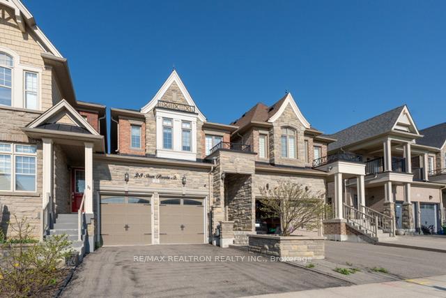 Photo 2 of 23 Stan Roots Street, King, King City — HOMEH